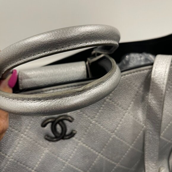 Chanel So Light Shopping Tote Stitched Bullskin Medium (JB1106) - Picture 5 of 11